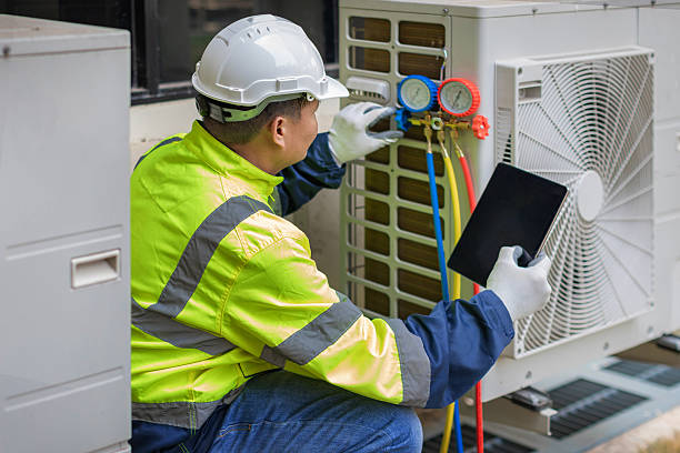 Professional Hvac technician working in Taylorsville, NC